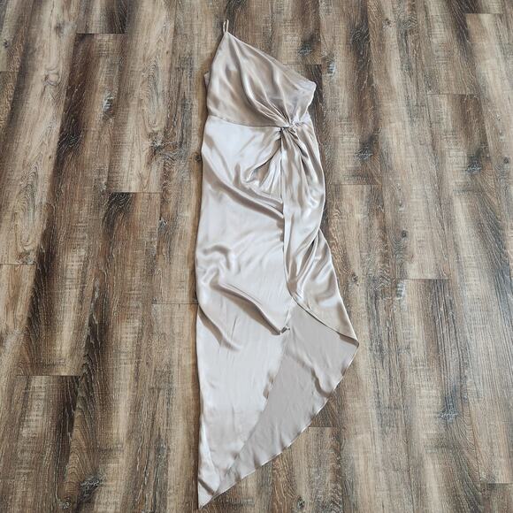 Michelle Mason Silk One Shoulder Dress Size 10 Gray NWT Midi Draped - Picture 3 of 13